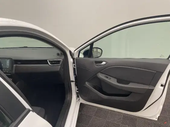 RENAULT CLIO V - voiture d'occasion - Photo 20