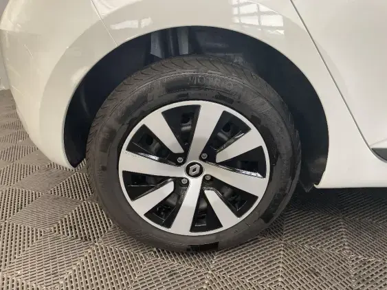 RENAULT CLIO V - voiture d'occasion - Photo 25