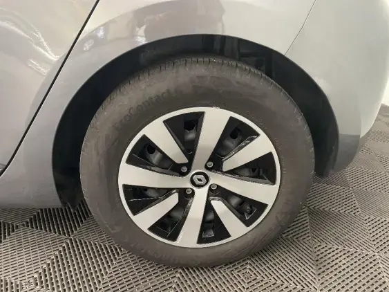 RENAULT CLIO V - voiture d'occasion - Photo 24