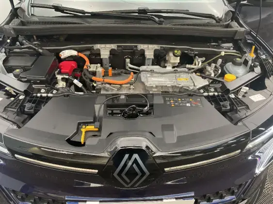 RENAULT MEGANE V - voiture d'occasion - Photo 21