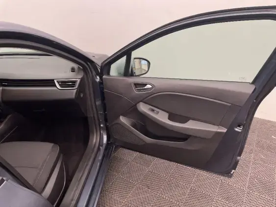 RENAULT CLIO V - voiture d'occasion - Photo 20