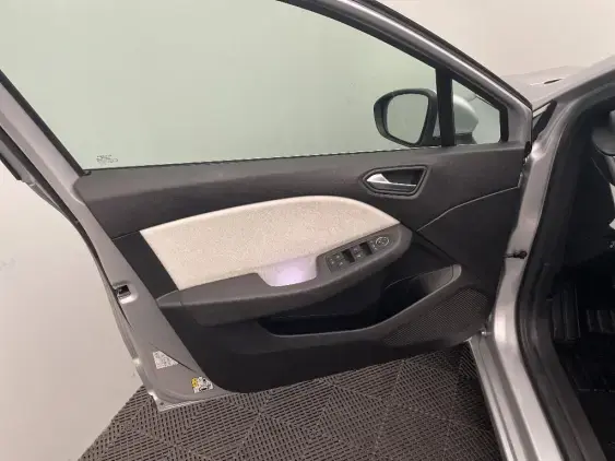 RENAULT CLIO V - voiture d'occasion - Photo 19