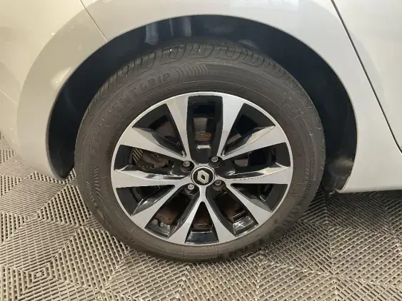 RENAULT CLIO V - voiture d'occasion - Photo 25