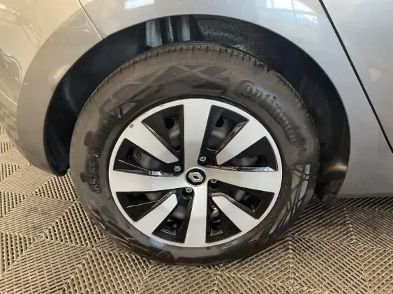 RENAULT CLIO V - voiture d'occasion - Photo 25