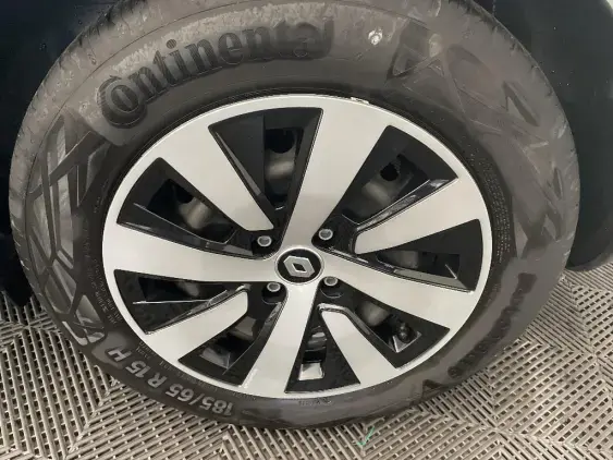 RENAULT CLIO V - voiture d'occasion - Photo 24