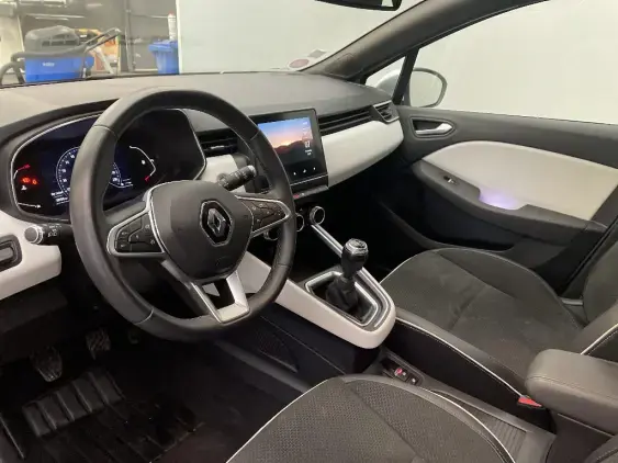 RENAULT CLIO V - voiture d'occasion - Photo 18