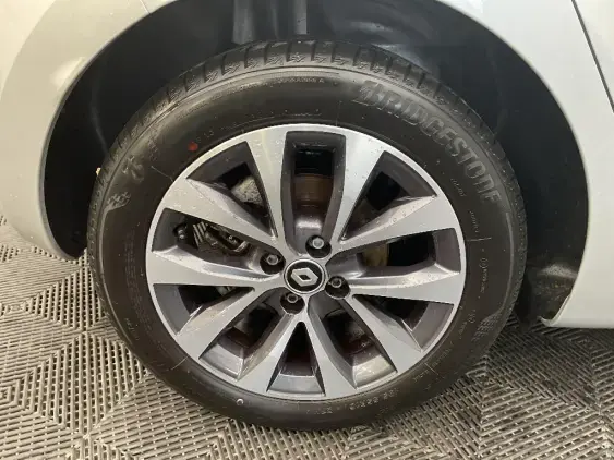 RENAULT CLIO V - voiture d'occasion - Photo 25