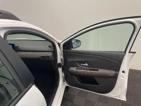 DACIA SANDERO III - voiture d'occasion - Photo 20