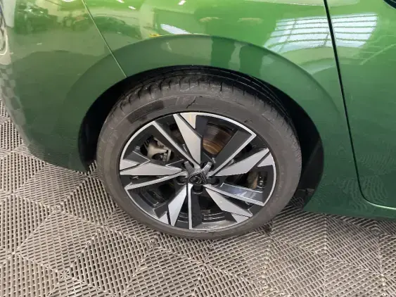 PEUGEOT 308 III - voiture d'occasion - Photo 25