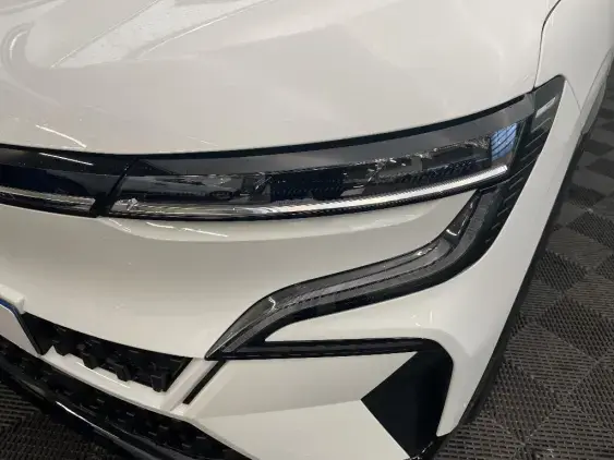 RENAULT MEGANE V - voiture d'occasion - Photo 22