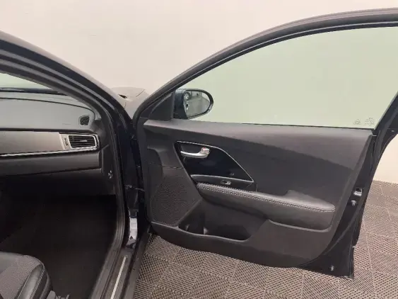 KIA NIRO - voiture d'occasion - Photo 20