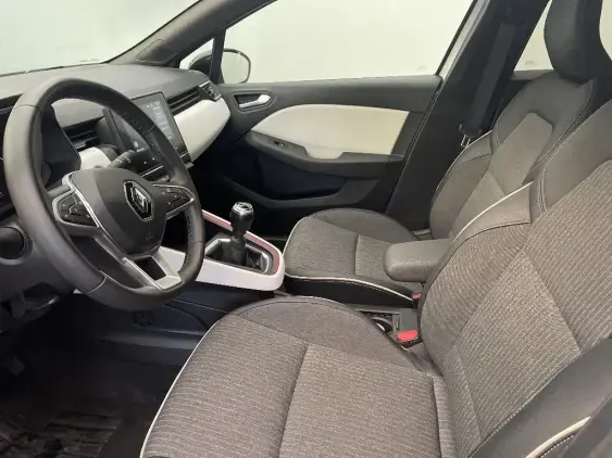 RENAULT CLIO V - voiture d'occasion - Photo 18