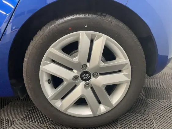 RENAULT CLIO V - voiture d'occasion - Photo 24