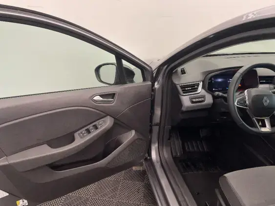 RENAULT CLIO V - voiture d'occasion - Photo 19