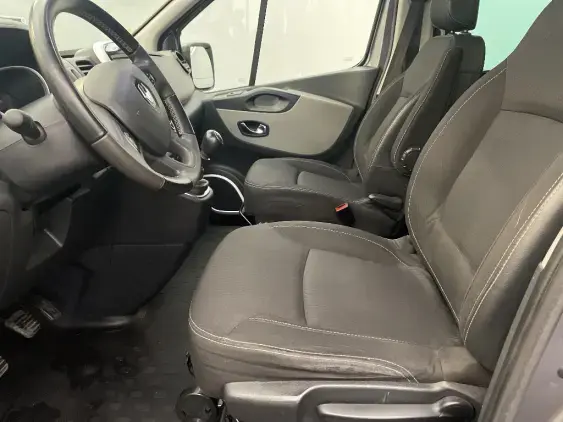 RENAULT TRAFIC III - voiture d'occasion - Photo 18