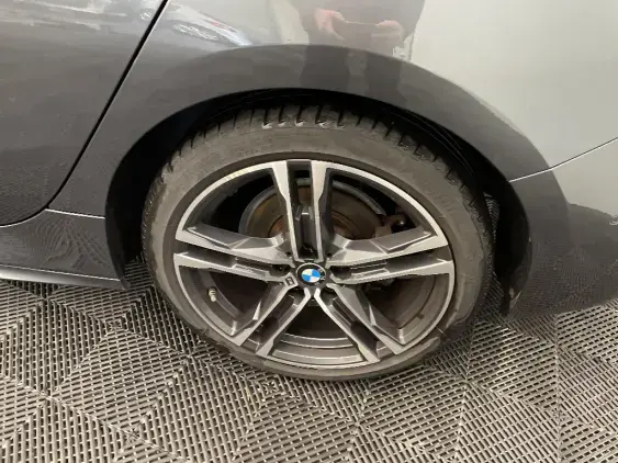 BMW SERIE 1 F40 - voiture d'occasion - Photo 24