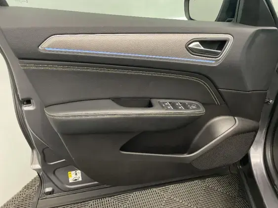 RENAULT ARKANA - voiture d'occasion - Photo 19