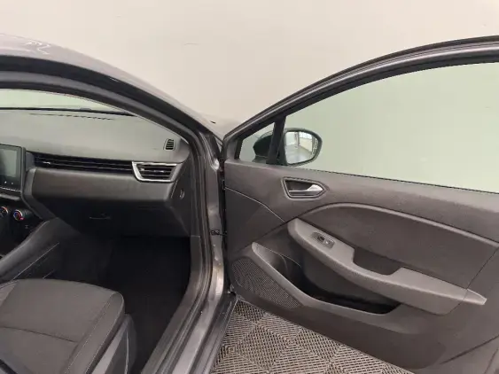 RENAULT CLIO V - voiture d'occasion - Photo 20