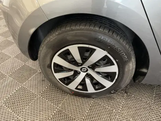 RENAULT CLIO V - voiture d'occasion - Photo 25