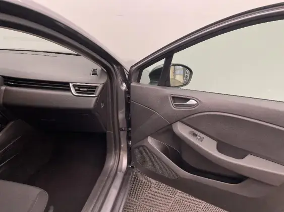 RENAULT CLIO V - voiture d'occasion - Photo 20