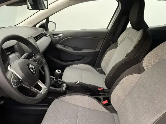 RENAULT CLIO V - voiture d'occasion - Photo 18