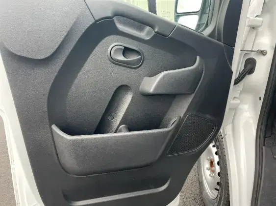 RENAULT MASTER FG III - voiture d'occasion - Photo 19