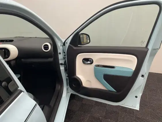 RENAULT TWINGO III - voiture d'occasion - Photo 20