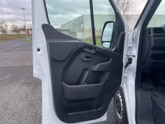 RENAULT MASTER III - voiture d'occasion - Photo 19