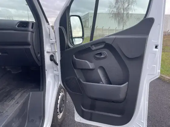 RENAULT MASTER III - voiture d'occasion - Photo 20