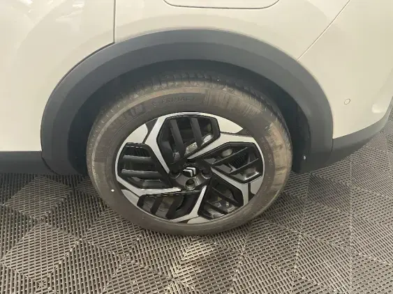 CITROEN C4 III - voiture d'occasion - Photo 24