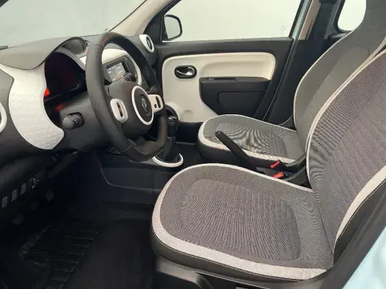 RENAULT TWINGO III - voiture d'occasion - Photo 18