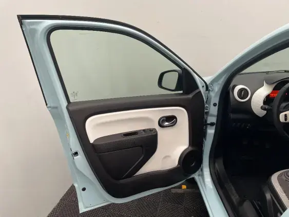 RENAULT TWINGO III - voiture d'occasion - Photo 19