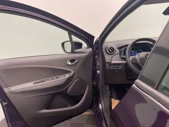 RENAULT ZOE - voiture d'occasion - Photo 19