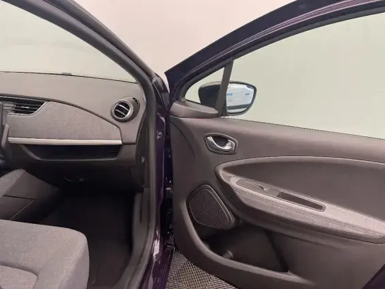 RENAULT ZOE - voiture d'occasion - Photo 20