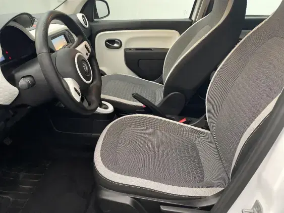 RENAULT TWINGO ELECTRIQUE III - voiture d'occasion - Photo 18