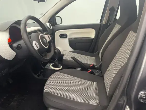 RENAULT TWINGO III - voiture d'occasion - Photo 18