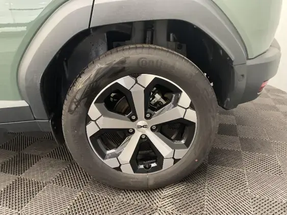 DACIA DUSTER III - voiture d'occasion - Photo 24