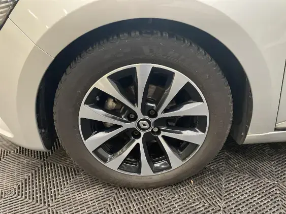 RENAULT CLIO V - voiture d'occasion - Photo 23