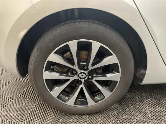 RENAULT CLIO V - voiture d'occasion - Photo 25