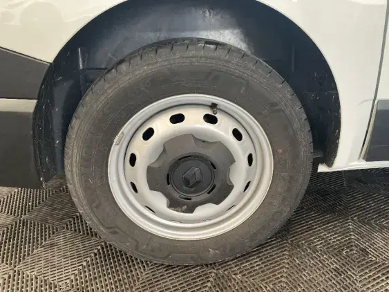 RENAULT TRAFIC FG III - voiture d'occasion - Photo 25