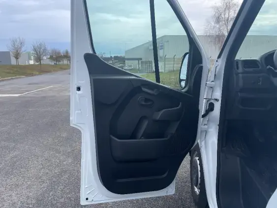 RENAULT MASTER III - voiture d'occasion - Photo 19