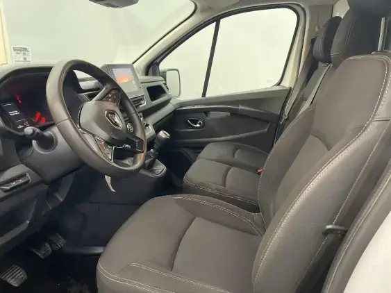 RENAULT TRAFIC FG III - voiture d'occasion - Photo 18