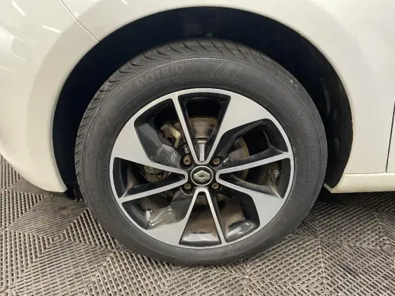 RENAULT ZOE - voiture d'occasion - Photo 23