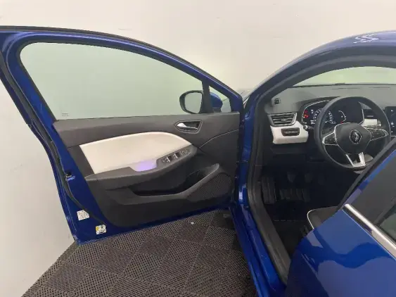 RENAULT CLIO V - voiture d'occasion - Photo 19