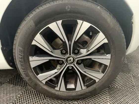 RENAULT ZOE - voiture d'occasion - Photo 24