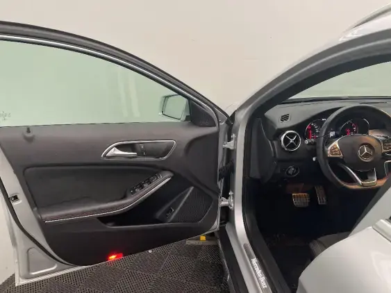 MERCEDES CLASSE GLA - voiture d'occasion - Photo 19