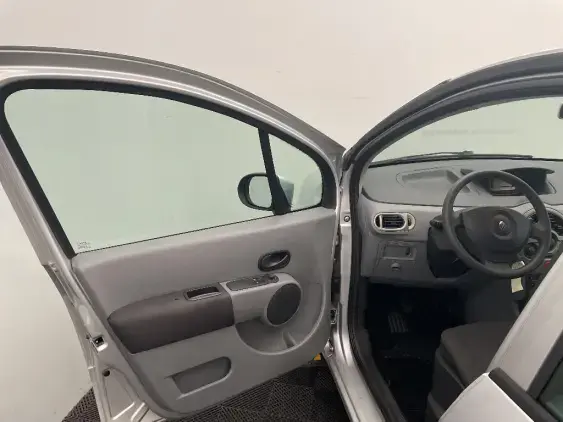 RENAULT MODUS - voiture d'occasion - Photo 19