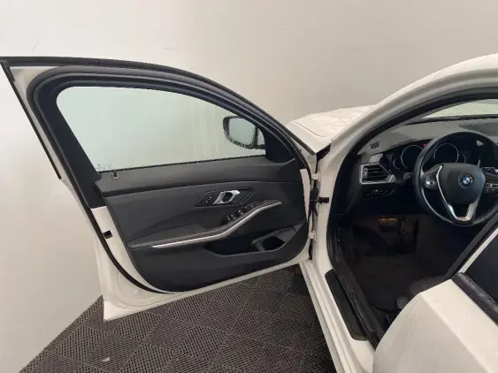 BMW SERIE 3 TOURING VII - voiture d'occasion - Photo 19