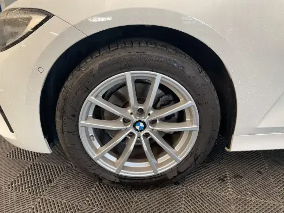 BMW SERIE 3 TOURING VII - voiture d'occasion - Photo 23