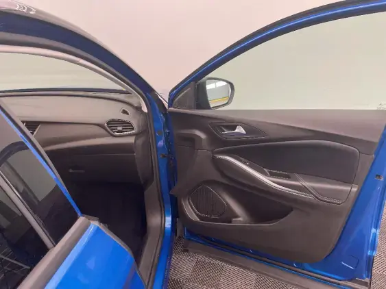 OPEL GRANDLAND X - voiture d'occasion - Photo 20